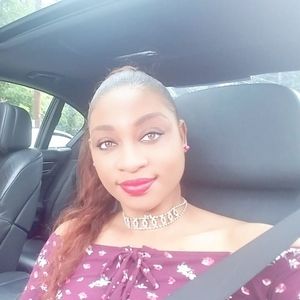 Meet your Posher, Shantina